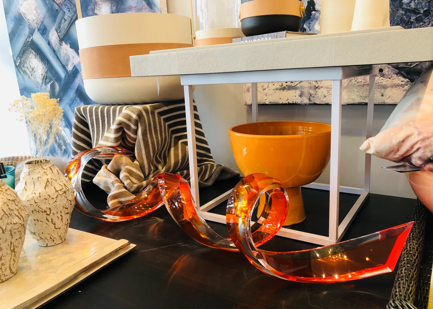 Muniz LUCITE RIBBON SCULPTURE | VARIOUS COLORS