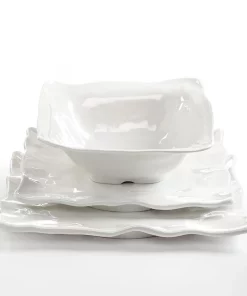 Q Squared RUFFLE MELAMINE SQUARE DINNERWARE