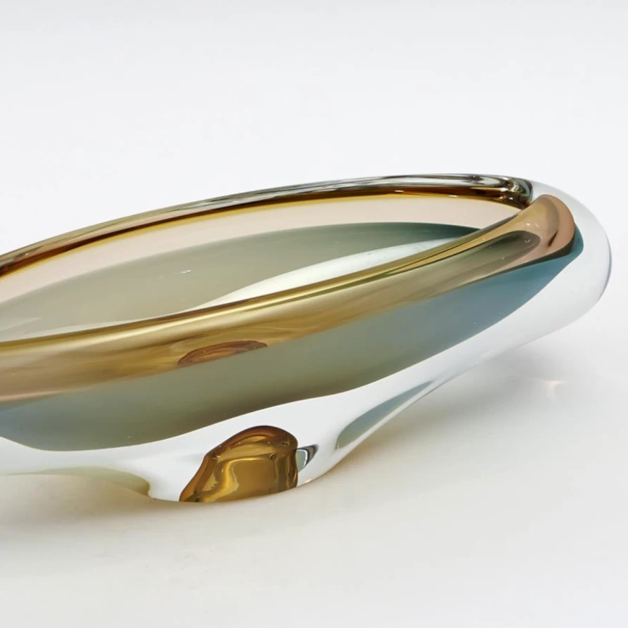 Global Views CANOE BOWL PISTACHIO & AMBER THE HOME