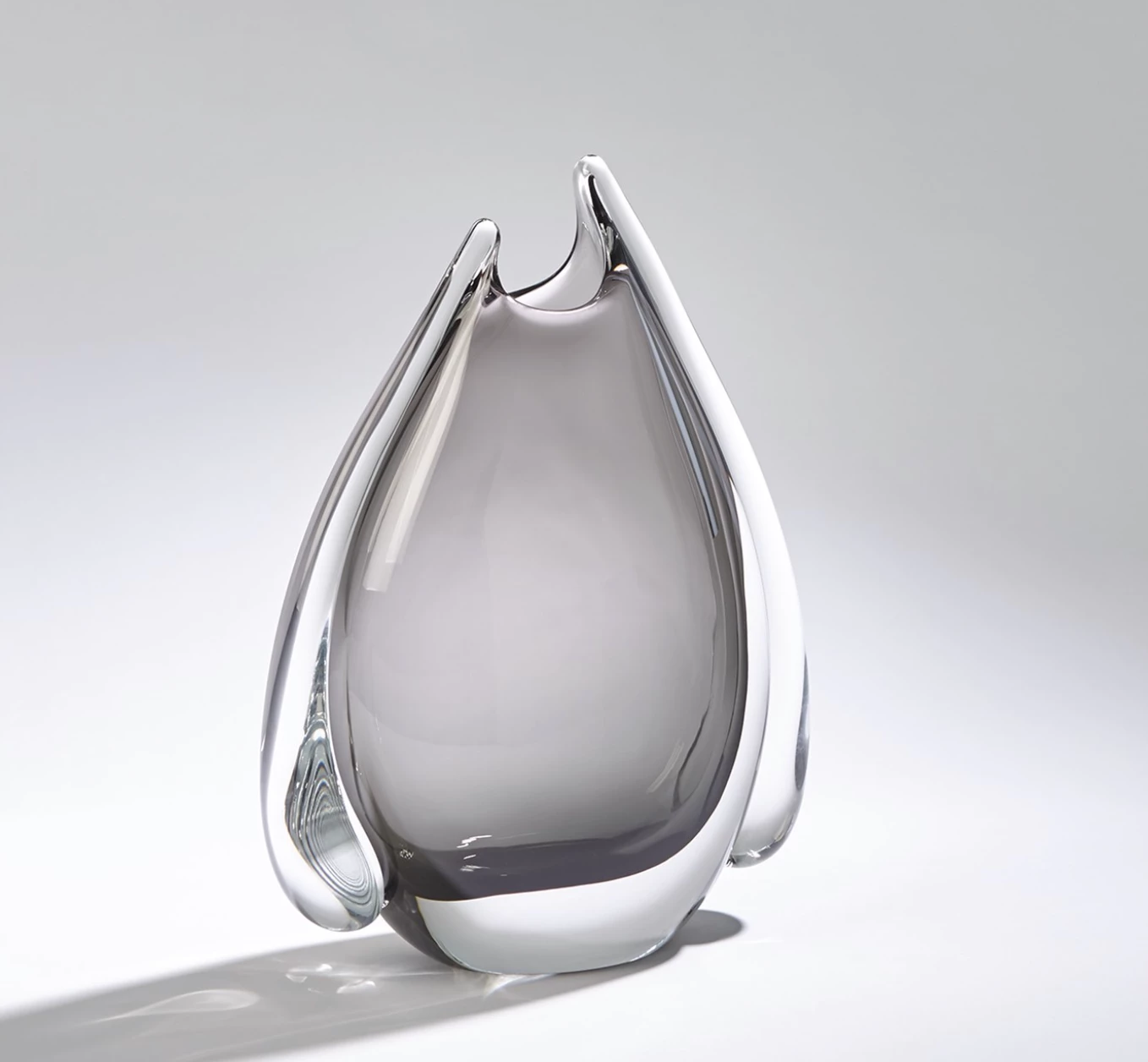 Global Views SMOKEY FIN VASE GREY THE HOME