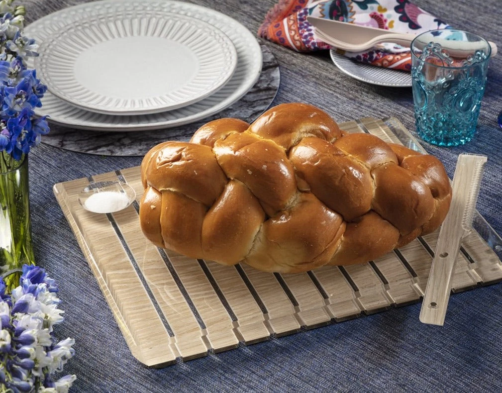 Apeloig Collection STRIPED ACRYLIC CHALLAH BOARD & KNIFE | VARIOUS JUDAICA