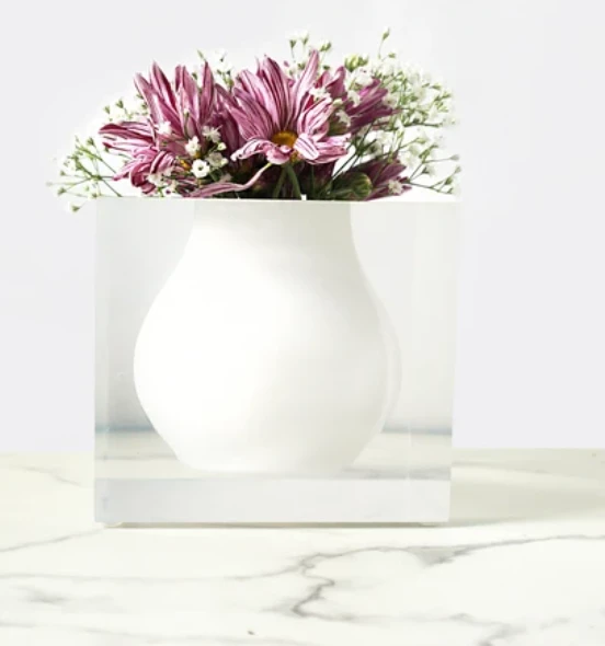 JR William MOSCO BUD VASE THE HOME