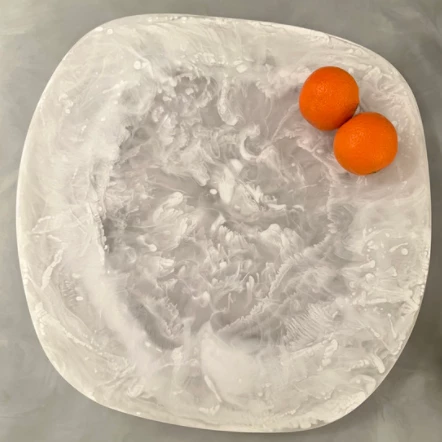 Nashi Home SWIRL RESIN ORGANIC PLATTER WHITE