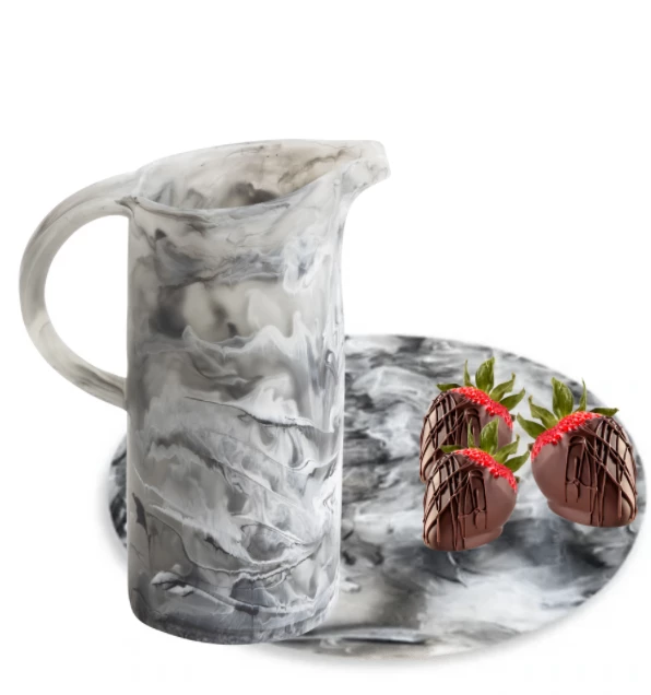 Nashi Home SWIRL RESIN PITCHERS